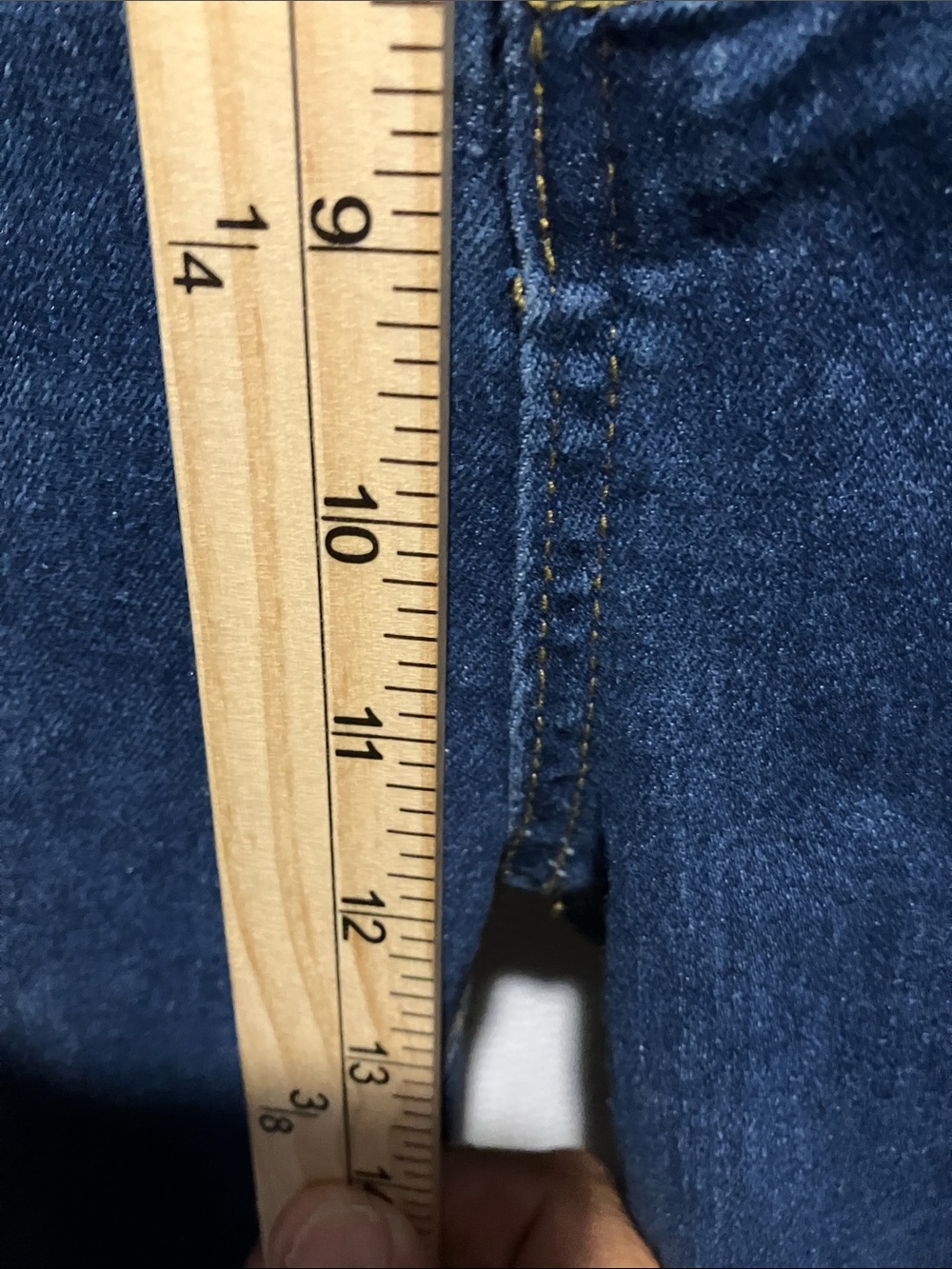 Women's Straight Leg Jeans in Dark Blue Washed Denim - Picture 4 of 8